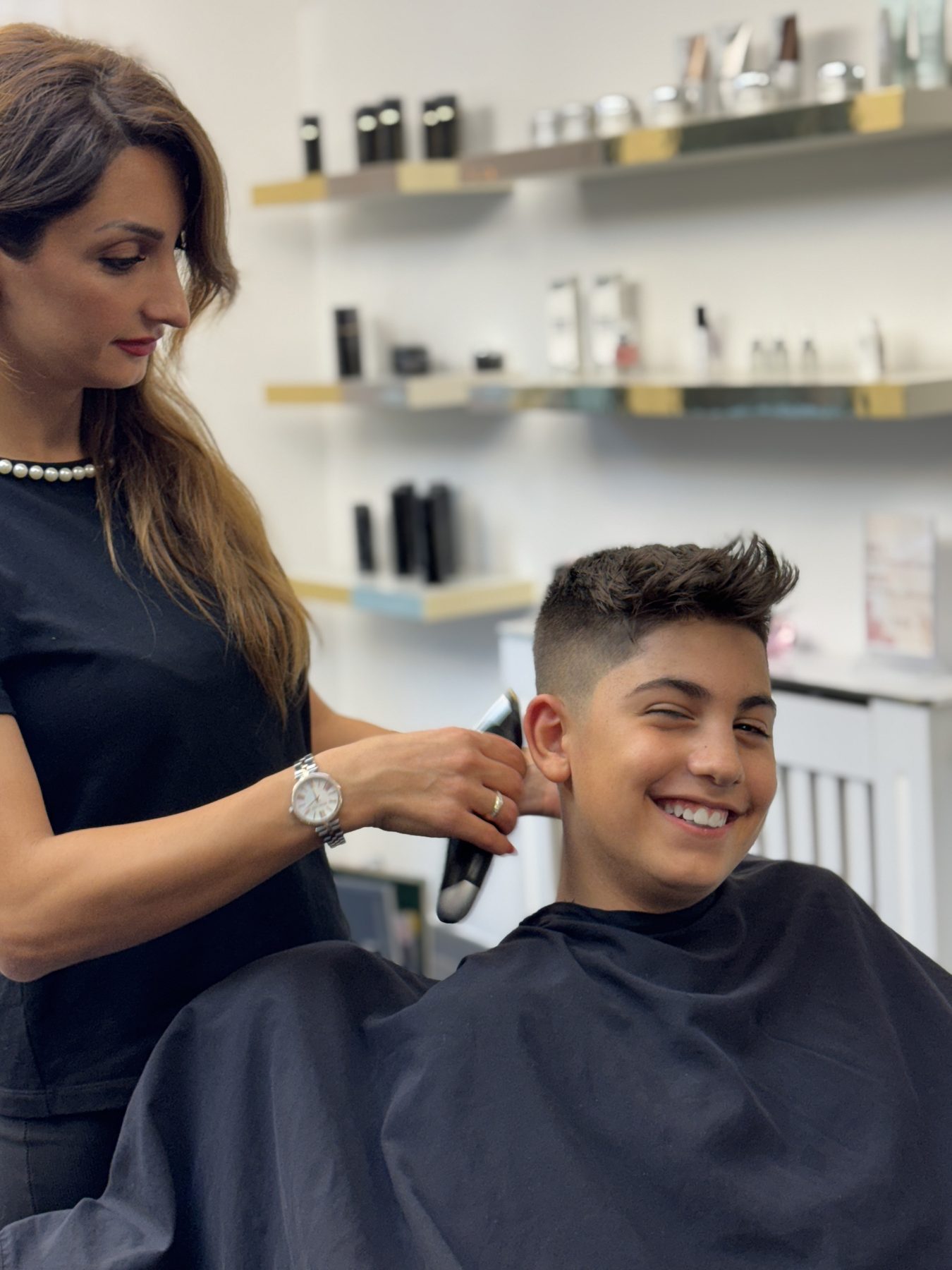 Kinderhaarschnitt im Salon EXACT