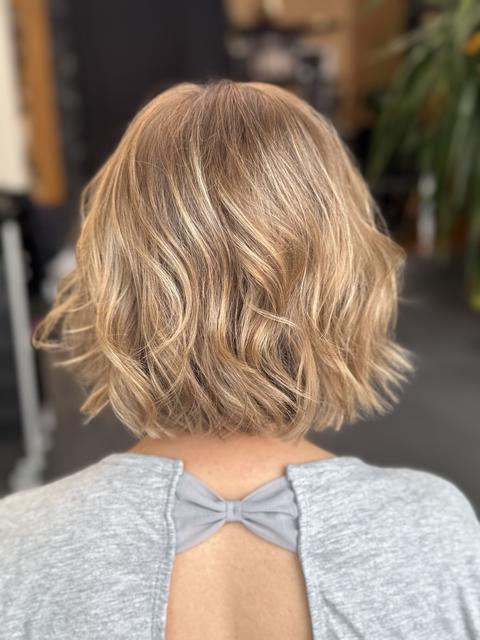 Blondierung im Salon EXACT Walldorf