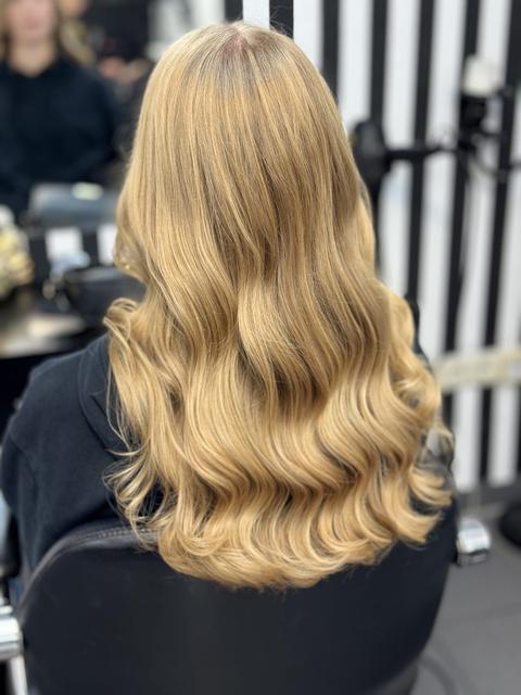 Blondierung im Salon EXACT Walldorf